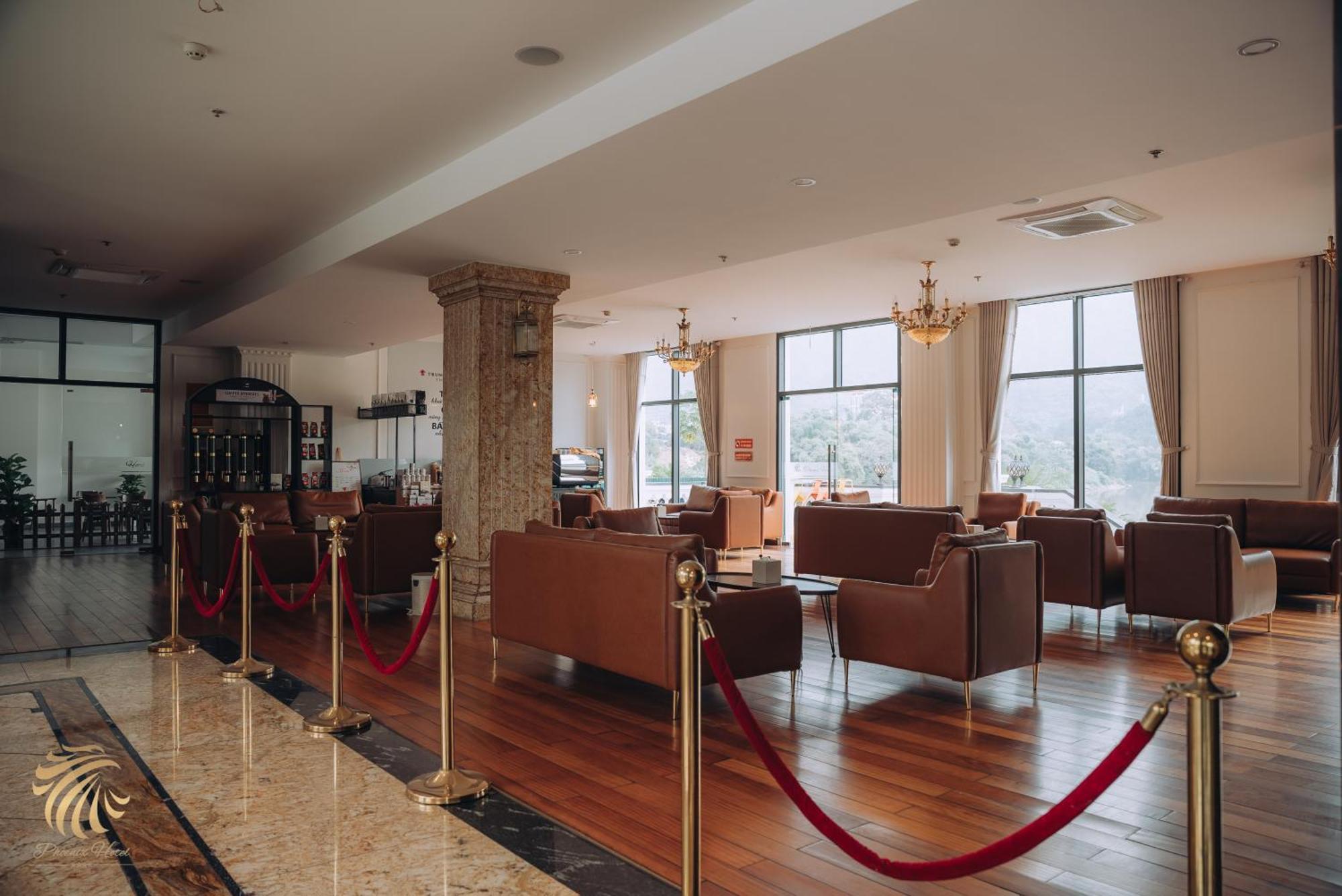 Phoenix Hotel Ха Жианг Екстериор снимка
